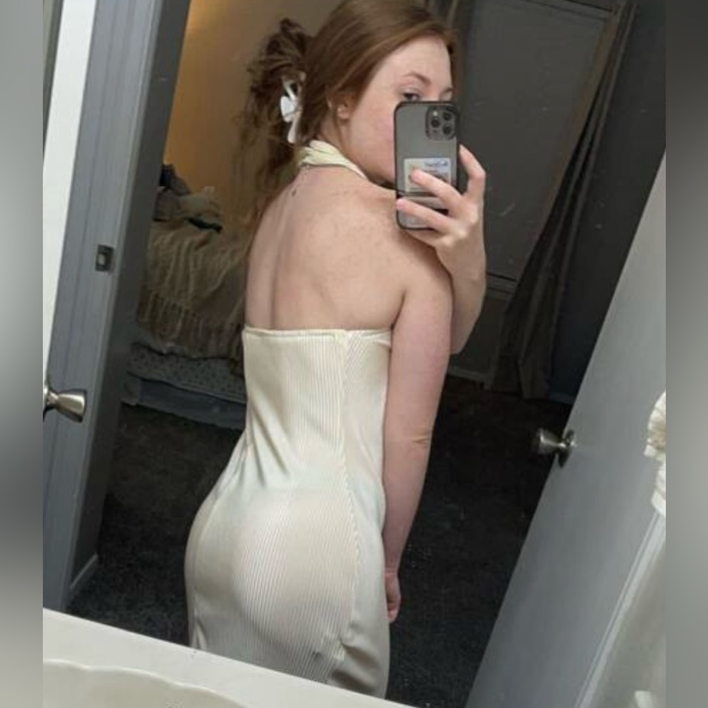 NEW White Neutral Solid Lettuce Trim Halter Neck Backless Dress Size Small - Picture 5 of 6